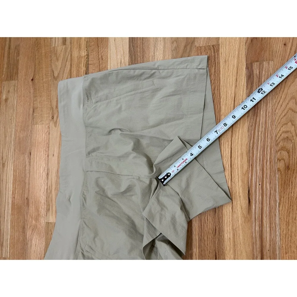 Athleta Trekkie North Short 18 Khaki Tan Hiking Outdoor Trail Travel Shorts